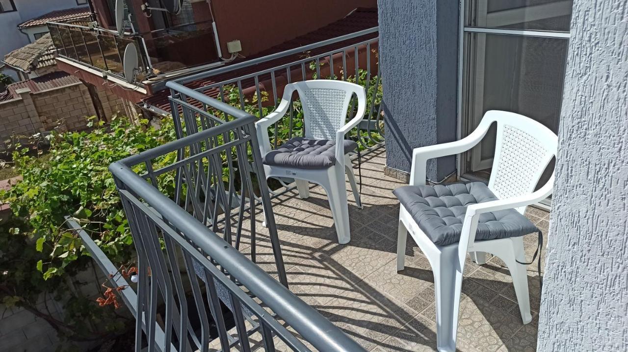 Arode Villa Ovidius - Apartments Baltsjik Buitenkant foto