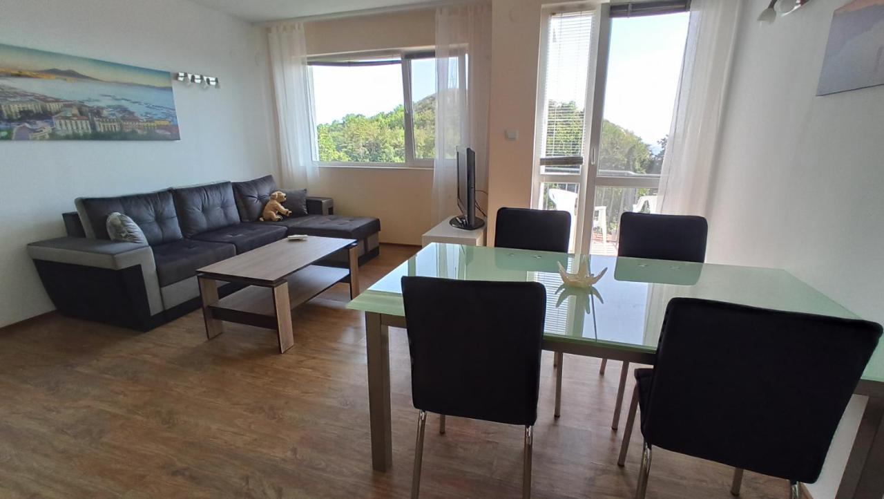 Arode Villa Ovidius - Apartments Baltsjik Buitenkant foto