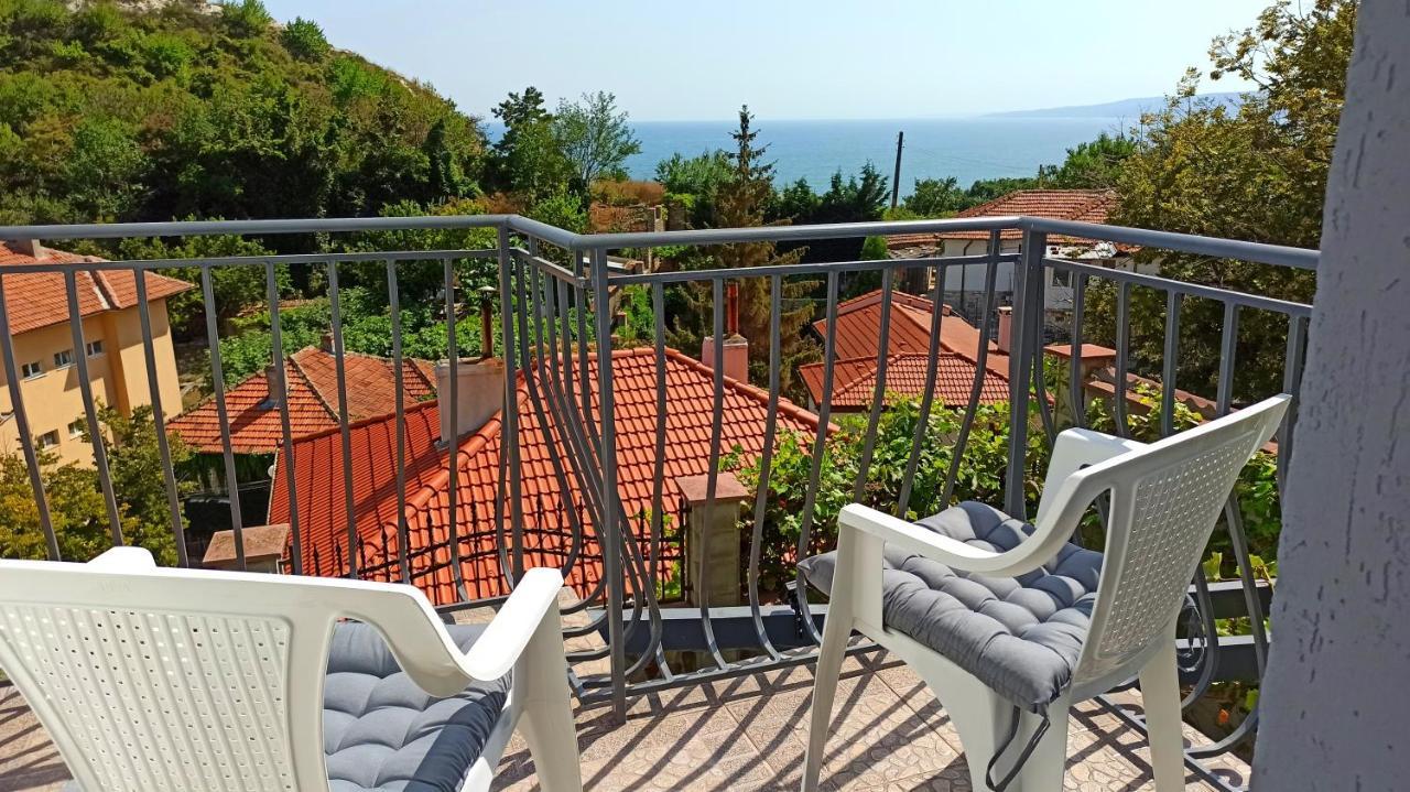 Arode Villa Ovidius - Apartments Baltsjik Buitenkant foto