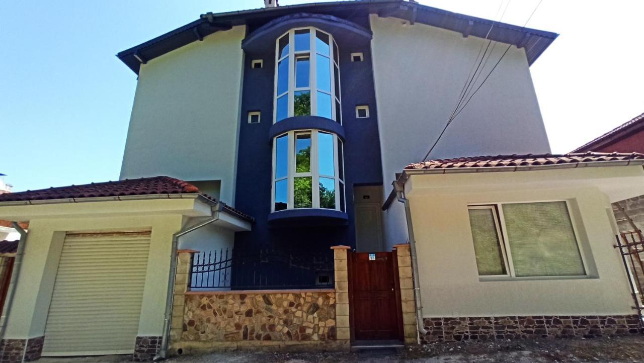Arode Villa Ovidius - Apartments Baltsjik Buitenkant foto